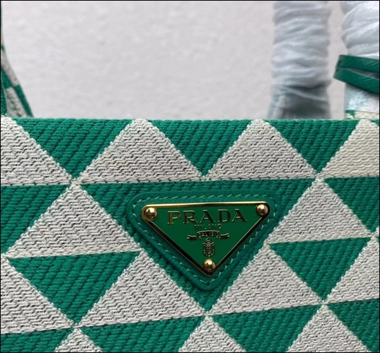 97f4d78c1fb261a0b45825855e959ffd_1657697887_9646.jpg 97f4d78c1fb261a0b45825855e959ffd_1657697887_9646.jpg