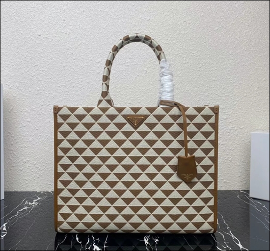 97f4d78c1fb261a0b45825855e959ffd_1657697913_7618.jpg 97f4d78c1fb261a0b45825855e959ffd_1657697913_7618.jpg