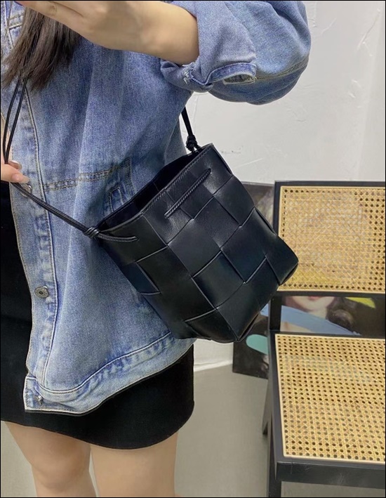 90df00c0735a844f5d802d4a748159b3_1661473507_0418.jpg 90df00c0735a844f5d802d4a748159b3_1661473507_0418.jpg