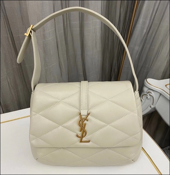 08c1c1b6bfff8d1fff1efc8f3f9d0faf_1663027637_0126.jpg 08c1c1b6bfff8d1fff1efc8f3f9d0faf_1663027637_0126.jpg