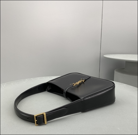 e1718891cb15c7580387a5c3e9affd0b_1662686087_0115.jpg e1718891cb15c7580387a5c3e9affd0b_1662686087_0115.jpg