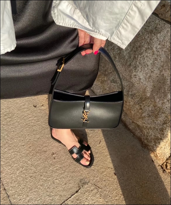 e1718891cb15c7580387a5c3e9affd0b_1662686224_5225.jpg e1718891cb15c7580387a5c3e9affd0b_1662686224_5225.jpg