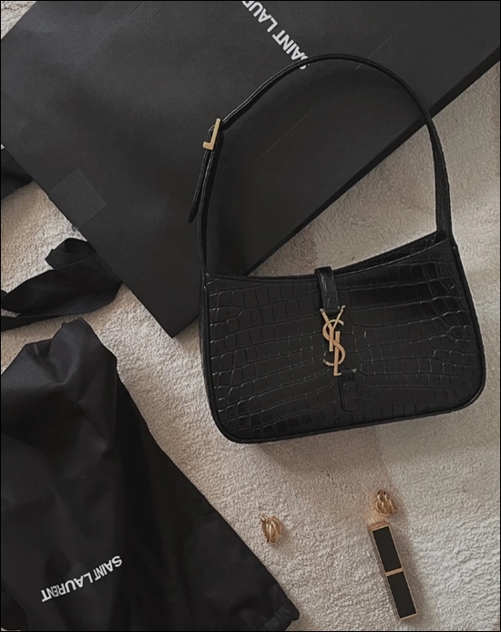 e1718891cb15c7580387a5c3e9affd0b_1662686264_6231.jpg e1718891cb15c7580387a5c3e9affd0b_1662686264_6231.jpg