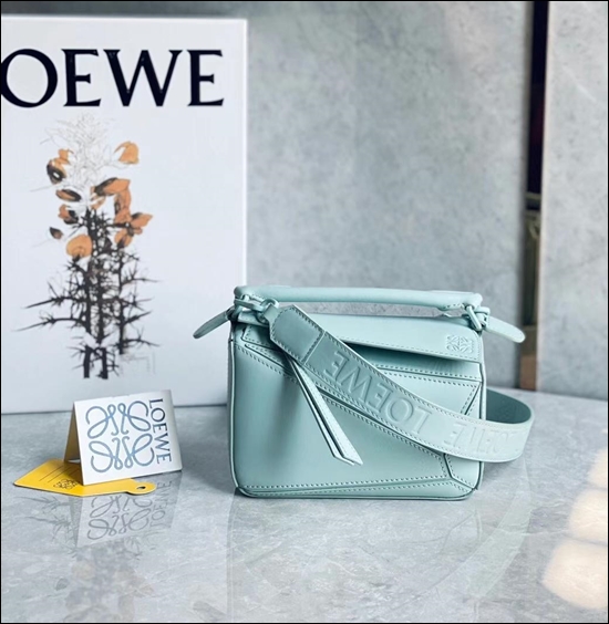 b83c144af4ea15c3ad2b90de4d0024d4_1670915640_8037.jpg b83c144af4ea15c3ad2b90de4d0024d4_1670915640_8037.jpg