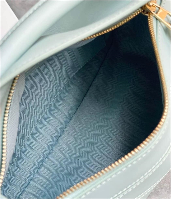 b83c144af4ea15c3ad2b90de4d0024d4_1670915645_987.jpg b83c144af4ea15c3ad2b90de4d0024d4_1670915645_987.jpg