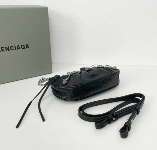 cc443e2dc07754f06d8784311e81b74b_1671433285_0242.jpg cc443e2dc07754f06d8784311e81b74b_1671433285_0242.jpg