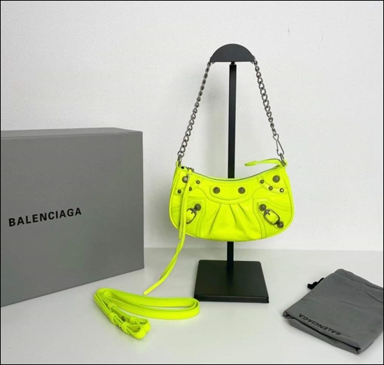 cc443e2dc07754f06d8784311e81b74b_1671433363_3418.jpg cc443e2dc07754f06d8784311e81b74b_1671433363_3418.jpg