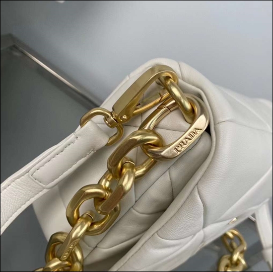 f3b72d9119c18a72b69a6a544263f95a_1670908724_3057.jpg f3b72d9119c18a72b69a6a544263f95a_1670908724_3057.jpg