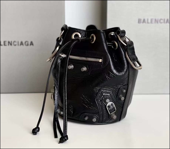 4a0531427d2fdbd420d9162552512ce8_1674113494_758.jpg 4a0531427d2fdbd420d9162552512ce8_1674113494_758.jpg