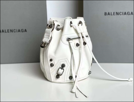 4a0531427d2fdbd420d9162552512ce8_1674113505_4171.jpg 4a0531427d2fdbd420d9162552512ce8_1674113505_4171.jpg