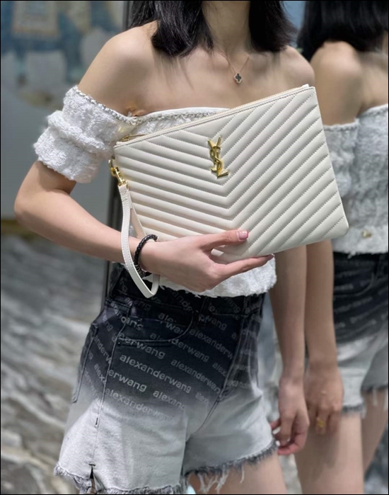 611dc668238d8f664efe240a1226928a_1679636080_4962.jpg 611dc668238d8f664efe240a1226928a_1679636080_4962.jpg