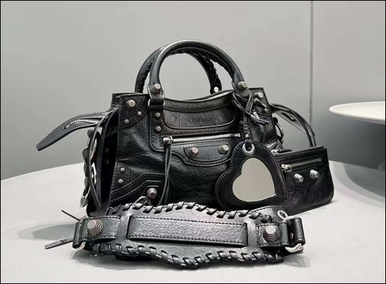 6fd92d36427ab17db460597227b2bc75_1680272116_2025.jpg 6fd92d36427ab17db460597227b2bc75_1680272116_2025.jpg