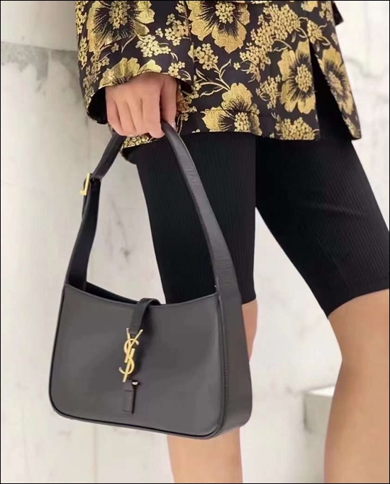 13ae4d5a7dd55788d98946b6d31ff89d_1681799671_821.jpg 13ae4d5a7dd55788d98946b6d31ff89d_1681799671_821.jpg