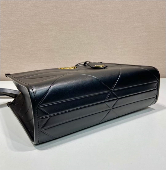 44d3e1b677775d6381955810690ad51d_1680765012_8639.jpg 44d3e1b677775d6381955810690ad51d_1680765012_8639.jpg