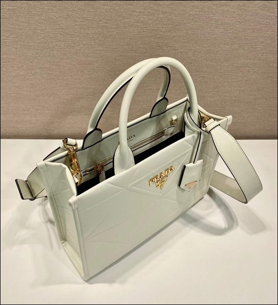 44d3e1b677775d6381955810690ad51d_1680765113_8388.jpg 44d3e1b677775d6381955810690ad51d_1680765113_8388.jpg