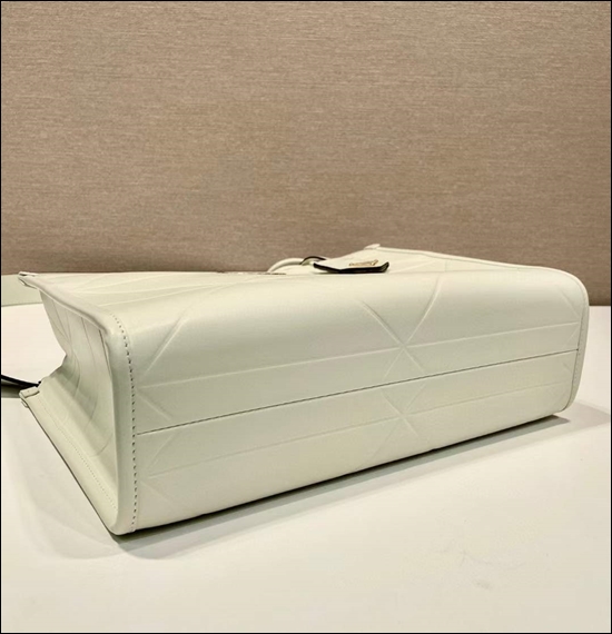 44d3e1b677775d6381955810690ad51d_1680765115_0156.jpg 44d3e1b677775d6381955810690ad51d_1680765115_0156.jpg