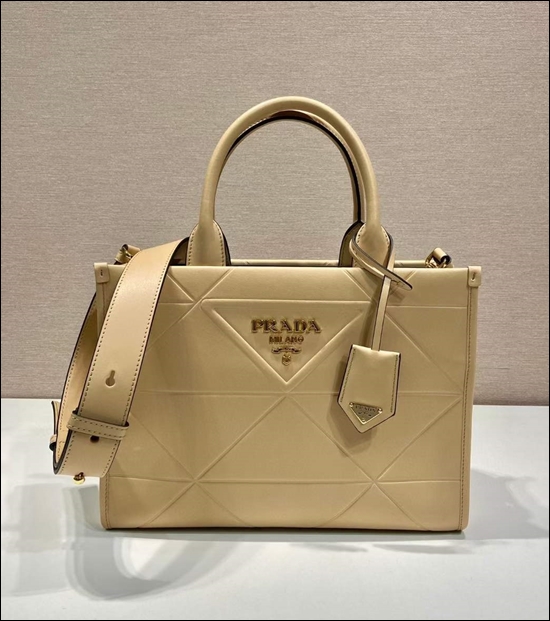 44d3e1b677775d6381955810690ad51d_1680765152_3843.jpg 44d3e1b677775d6381955810690ad51d_1680765152_3843.jpg