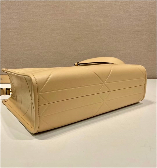 44d3e1b677775d6381955810690ad51d_1680765154_9011.jpg 44d3e1b677775d6381955810690ad51d_1680765154_9011.jpg