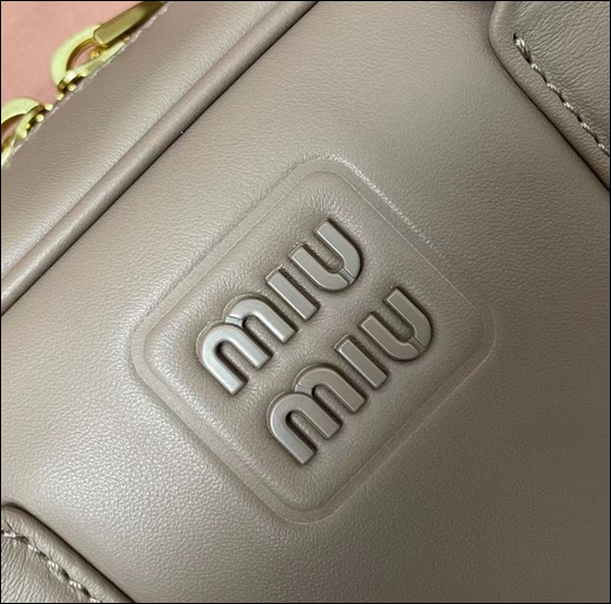 5d1cc7083bfcf10561f1a393b9b64ca7_1681712493_6449.jpg 5d1cc7083bfcf10561f1a393b9b64ca7_1681712493_6449.jpg