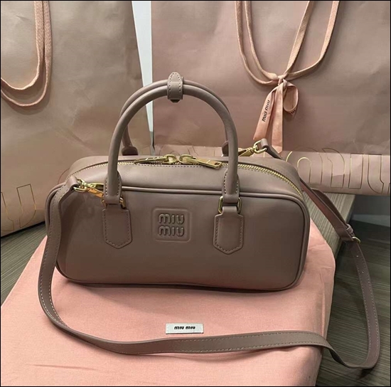 5d1cc7083bfcf10561f1a393b9b64ca7_1681712495_1299.jpg 5d1cc7083bfcf10561f1a393b9b64ca7_1681712495_1299.jpg