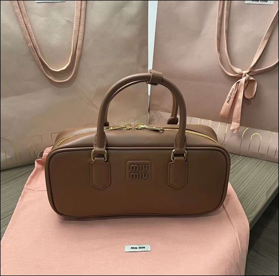 5d1cc7083bfcf10561f1a393b9b64ca7_1681712517_0031.jpg 5d1cc7083bfcf10561f1a393b9b64ca7_1681712517_0031.jpg