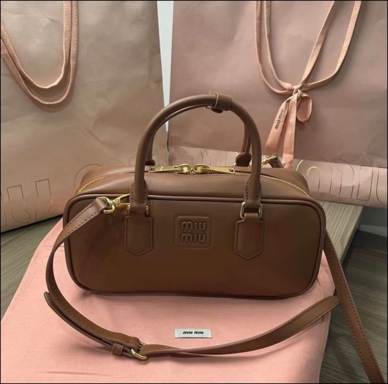 5d1cc7083bfcf10561f1a393b9b64ca7_1681712520_7477.jpg 5d1cc7083bfcf10561f1a393b9b64ca7_1681712520_7477.jpg