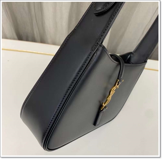 17f9d6c4b503ec1e5e6604a7a3696c89_1688050522_6741.jpg 17f9d6c4b503ec1e5e6604a7a3696c89_1688050522_6741.jpg