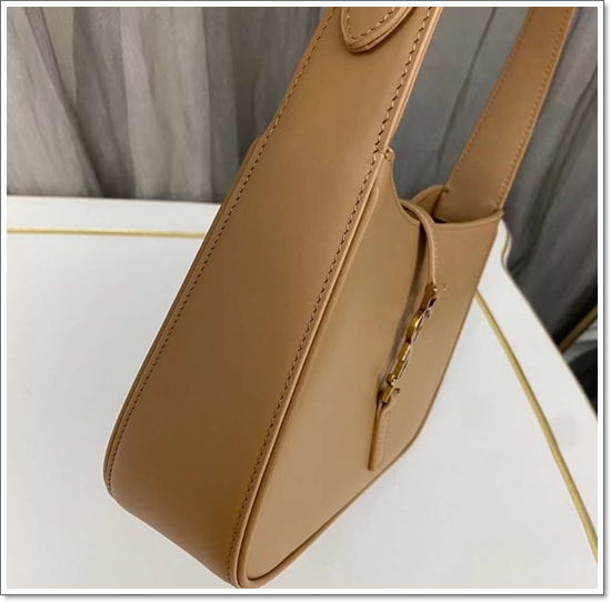 17f9d6c4b503ec1e5e6604a7a3696c89_1688050564_203.jpg 17f9d6c4b503ec1e5e6604a7a3696c89_1688050564_203.jpg