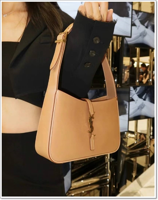 17f9d6c4b503ec1e5e6604a7a3696c89_1688050589_4484.jpg 17f9d6c4b503ec1e5e6604a7a3696c89_1688050589_4484.jpg