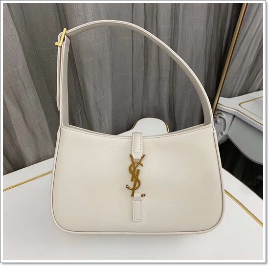 17f9d6c4b503ec1e5e6604a7a3696c89_1688050607_8895.jpg 17f9d6c4b503ec1e5e6604a7a3696c89_1688050607_8895.jpg