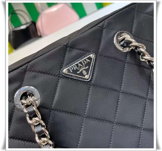 b18e0d4e5e83ef99a2e6b5320ccb4911_1686274757_7205.jpg b18e0d4e5e83ef99a2e6b5320ccb4911_1686274757_7205.jpg