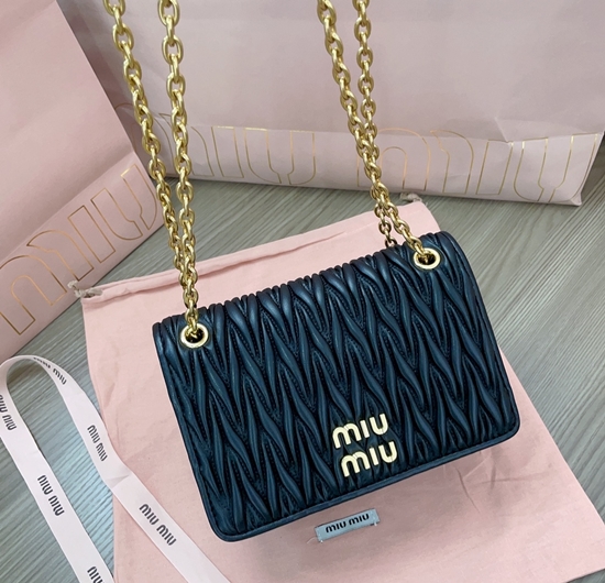 8c541174902d06393ec96e416483d774_1695814707_6966.jpg 8c541174902d06393ec96e416483d774_1695814707_6966.jpg