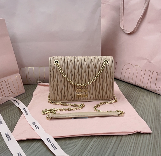 8c541174902d06393ec96e416483d774_1695814768_1677.jpg 8c541174902d06393ec96e416483d774_1695814768_1677.jpg