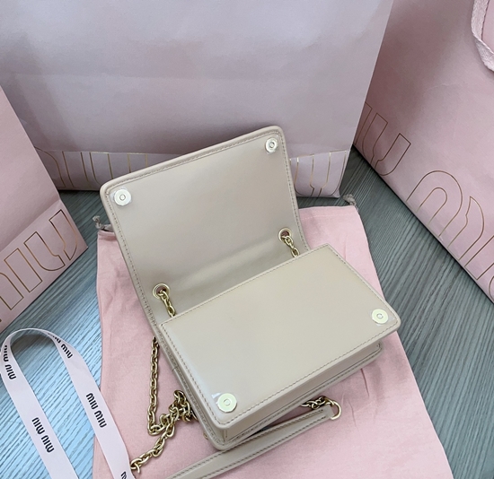 8c541174902d06393ec96e416483d774_1695814803_2883.jpg 8c541174902d06393ec96e416483d774_1695814803_2883.jpg