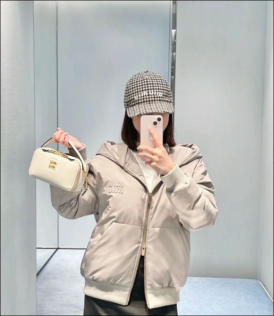 91b822a2a50271e961a7b6c90963a3eb_1699596573_7543.jpg 91b822a2a50271e961a7b6c90963a3eb_1699596573_7543.jpg