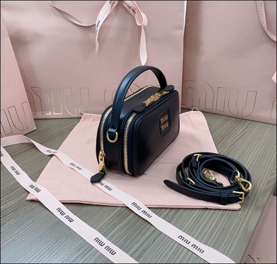 91b822a2a50271e961a7b6c90963a3eb_1699596600_7238.jpg 91b822a2a50271e961a7b6c90963a3eb_1699596600_7238.jpg