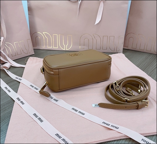 91b822a2a50271e961a7b6c90963a3eb_1699596664_2482.jpg 91b822a2a50271e961a7b6c90963a3eb_1699596664_2482.jpg