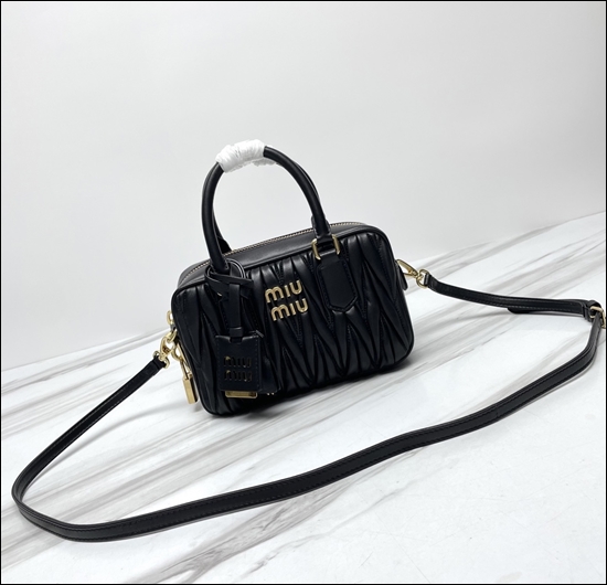 b795d779b7bf6779754e7d7973bb9cfd_1699449699_6447.jpg b795d779b7bf6779754e7d7973bb9cfd_1699449699_6447.jpg