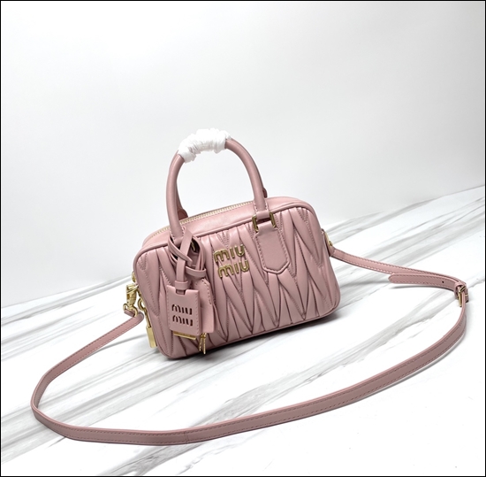 b795d779b7bf6779754e7d7973bb9cfd_1699449803_8773.jpg b795d779b7bf6779754e7d7973bb9cfd_1699449803_8773.jpg