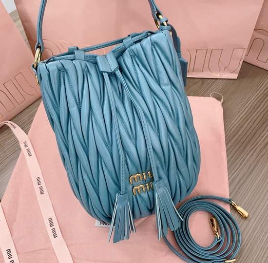 c7550f4f8dc136dbe1693f423c8980de_1699276196_4702.jpg c7550f4f8dc136dbe1693f423c8980de_1699276196_4702.jpg