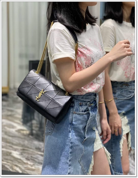 a12a240f581794040a5e860d0267a2ae_1706665164_8932.jpg a12a240f581794040a5e860d0267a2ae_1706665164_8932.jpg