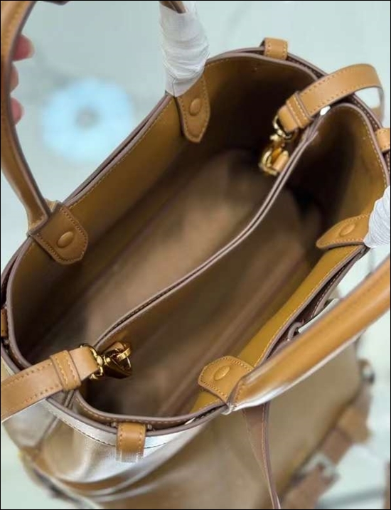 1ed68785d523e25d01b13e3e14a1b8e5_1713973679_2418.jpg 1ed68785d523e25d01b13e3e14a1b8e5_1713973679_2418.jpg