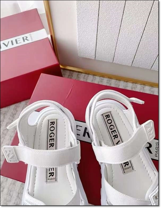 54e1d1b0d1d1e836a3feb618ecaac8cb_1716531175_2298.jpg 54e1d1b0d1d1e836a3feb618ecaac8cb_1716531175_2298.jpg