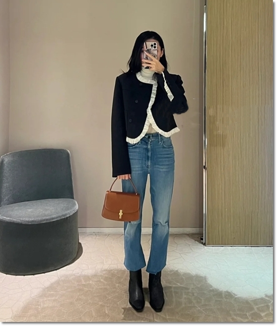 b664fa5defe57ff77b162bf50ceb4eed_1714732215_0485.jpg b664fa5defe57ff77b162bf50ceb4eed_1714732215_0485.jpg