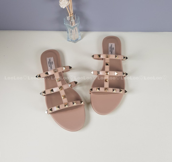 [루루]발렌티노 락스터드 장식 슬리퍼