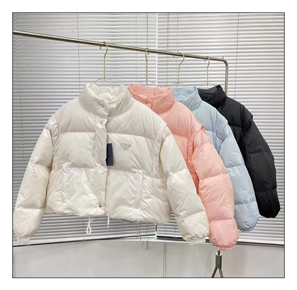 여자 프라다 패딩 Crop