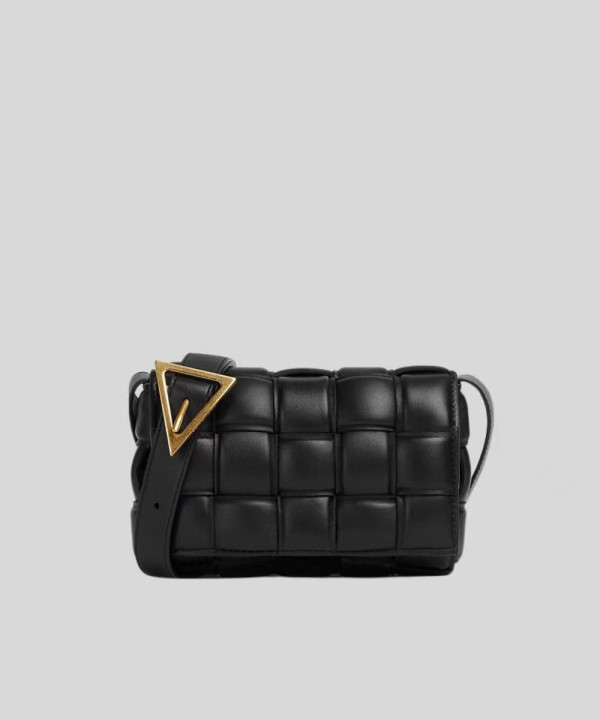 [BOTTEGA-보테가베네타]  스몰 패디드 카세트 717506VCQR