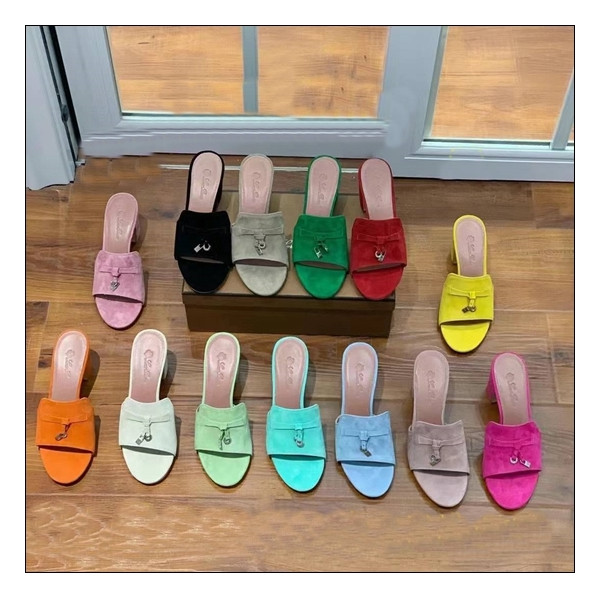 로로피아나 슬리퍼 썸머참스