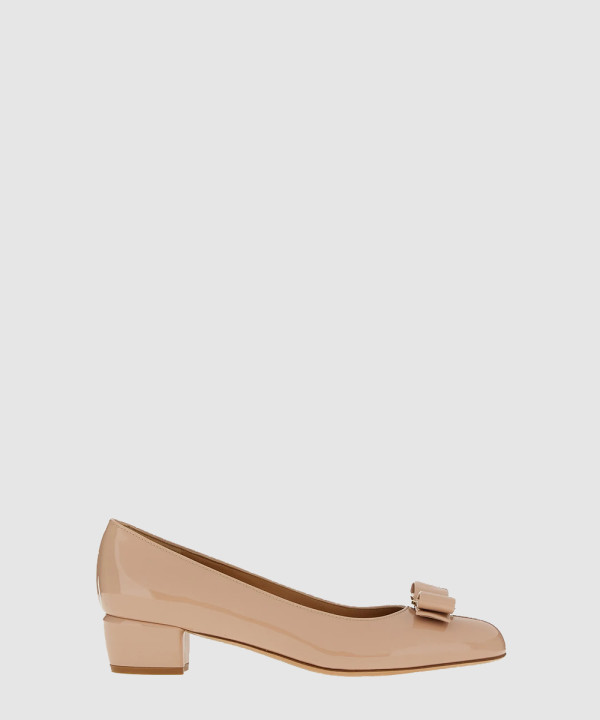 [FERRAGAMO-페라가모] 바라 펌프스 01B221