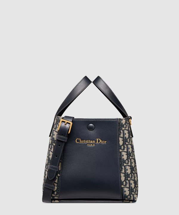 [DIOR-디올] Signature 스몰 버킷백 M2840UTZQ